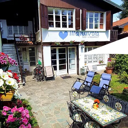 فندق مبيت وإفطار Villanuvola 4*