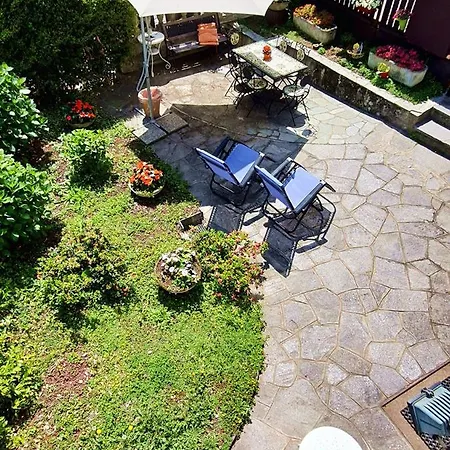 فندق مبيت وإفطار Villanuvola 4*