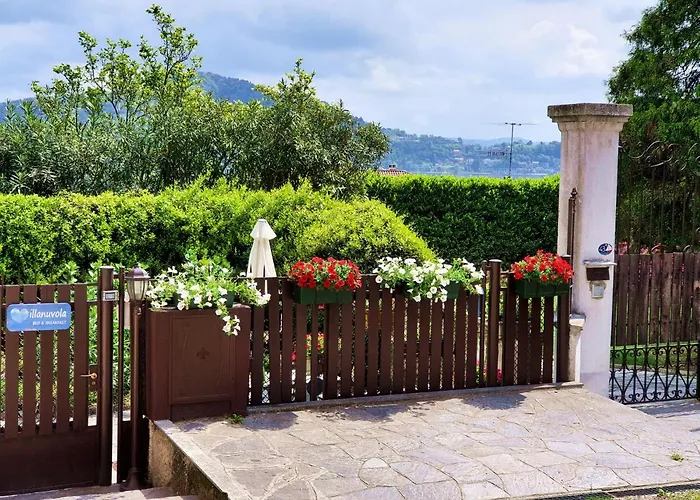 Villanuvola B&B 메이나